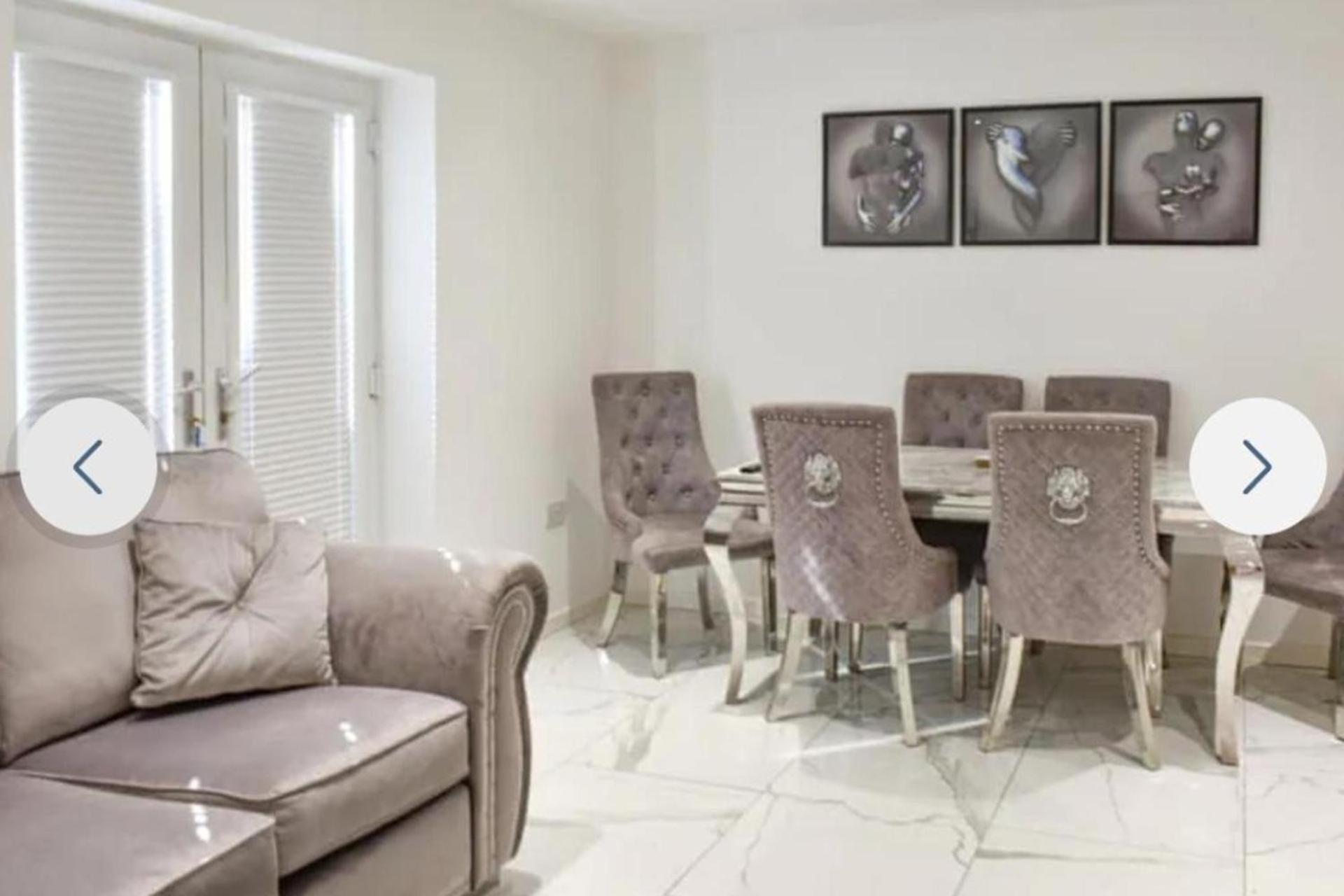 The Hawthorns Large Detached 3 Bedroom Family Home Сихем Экстерьер фото